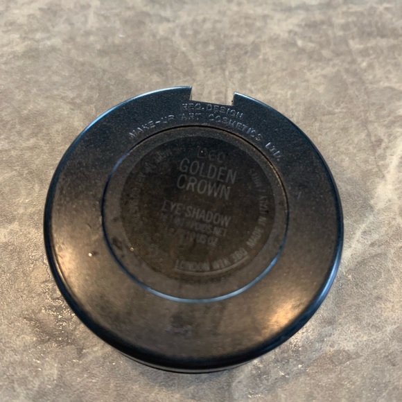 Mac limited edition Golden Crown eyeshadow -NEW - Picture 2 of 3
